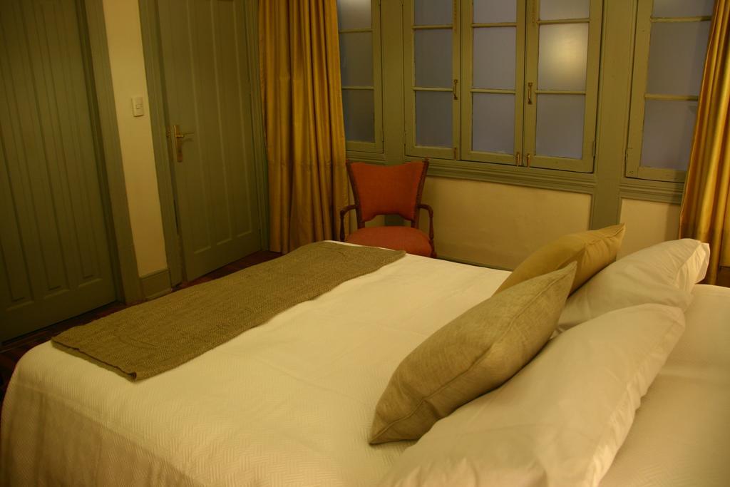 Acomodação com café da manhã  Guest House Santiago